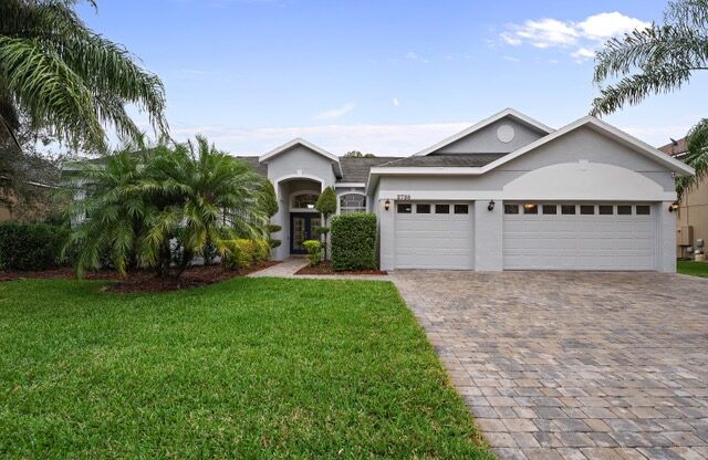 01_2738RusticOakPlace_57_FrontView_HiRes